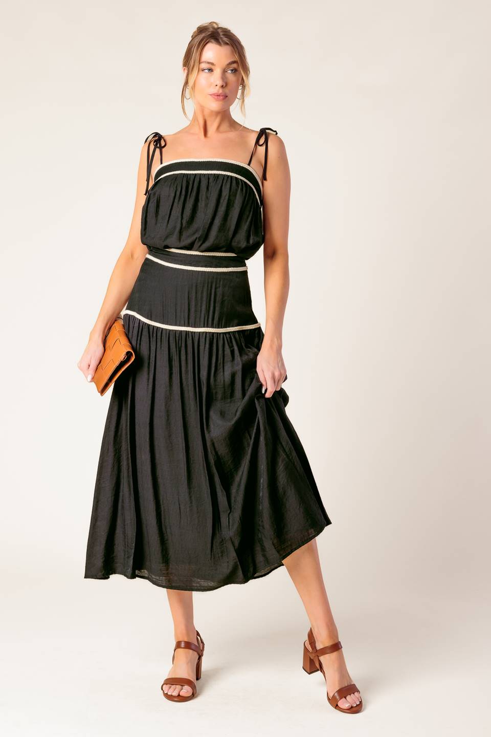 DIVIDE AND CONTOUR TOP & SKIRT SET - BLACK-Vavasi