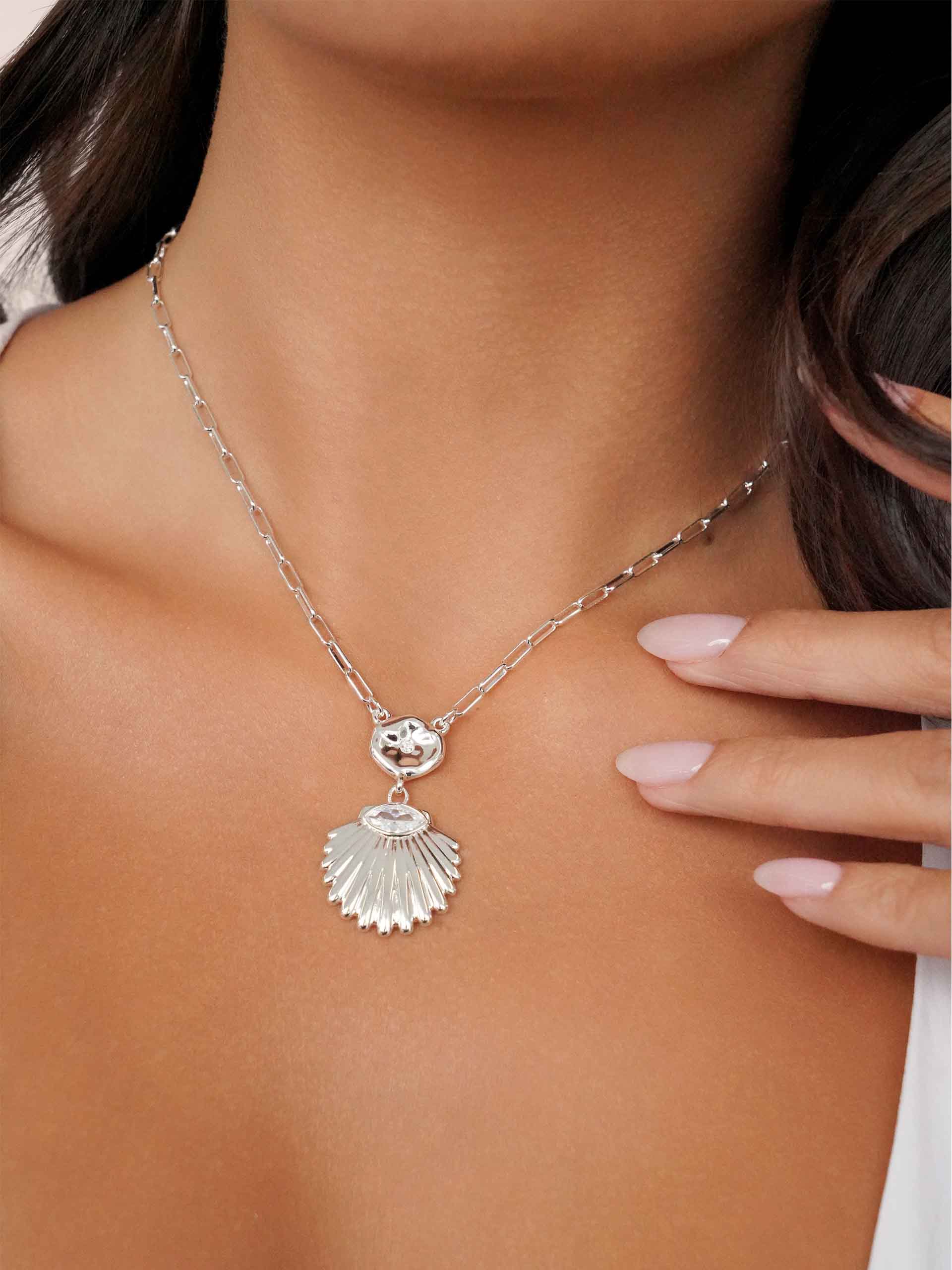 Santorini Pendant Necklace-Vavasi