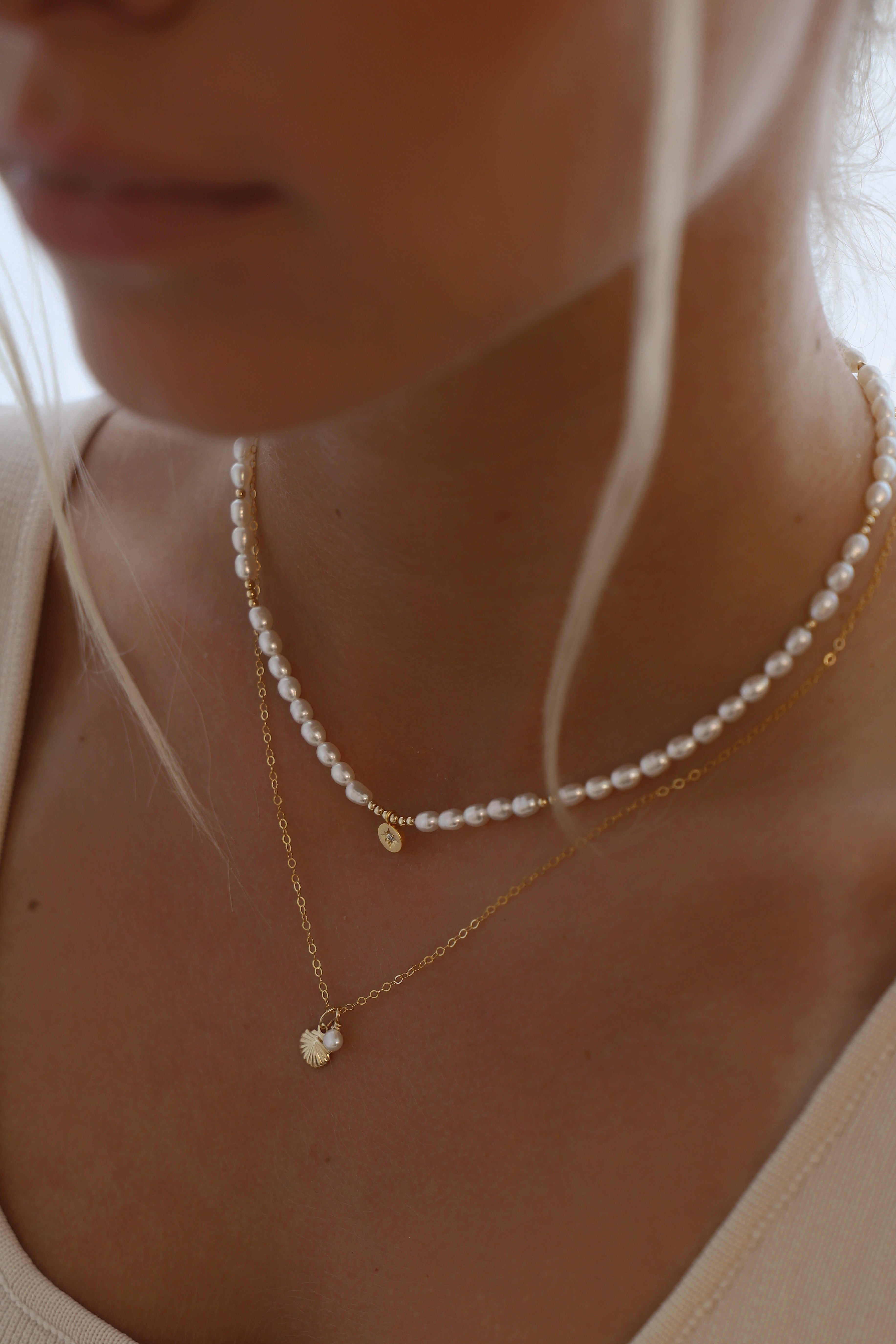 PEARL BEADED STAR MEDALLION NECKLACE-Vavasi