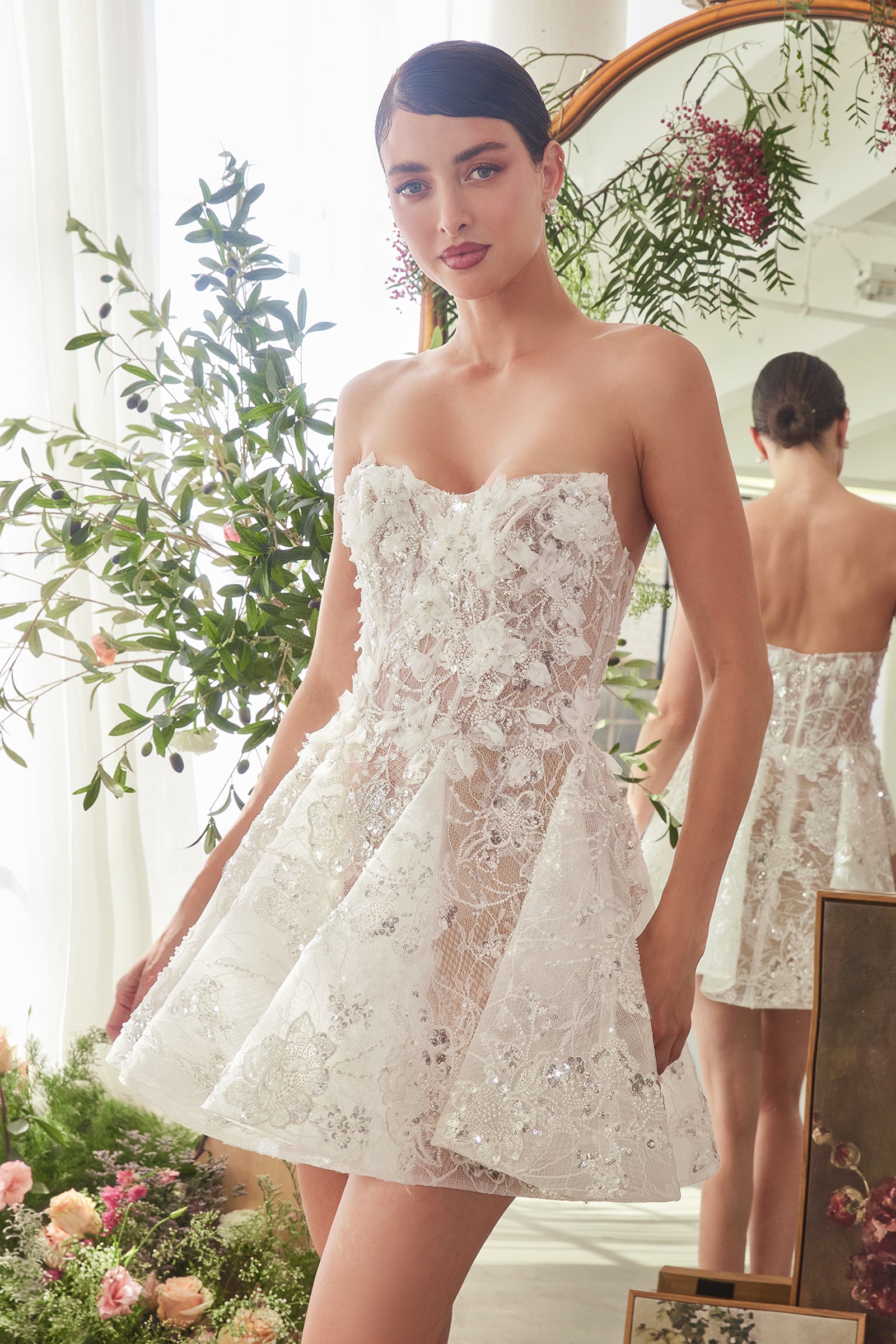 WL082 - BRIDAL MINI A-LINE DRESS WITH FLORAL APPLIQUE - Andrea & Leo-Vavasi