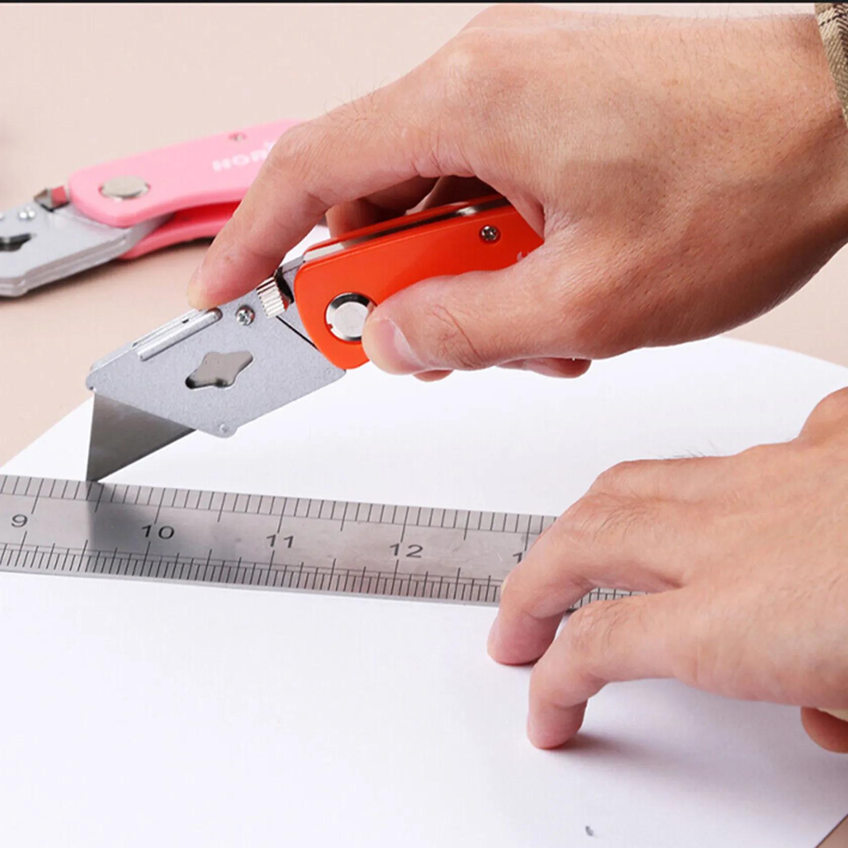 Foldable Zinc Utility Cutter