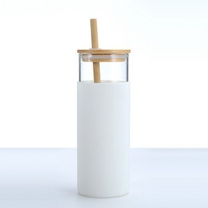 16.8oz Wood Lid Silicone Sleeve Glass Tumbler