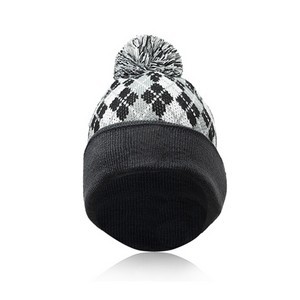 Diamond Pattern Knitted Pompom Beanie