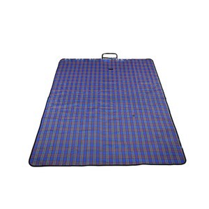 Outdoor Roll-Up Picnic Blanket