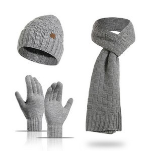 3Pcs Outdoor Sport Gloves with Hat & Scarf