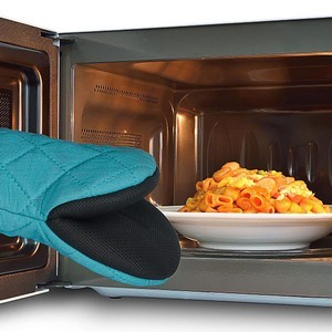 Textured Honeycomb Mitt