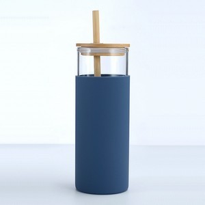 16.8oz Wood Lid Silicone Sleeve Glass Tumbler