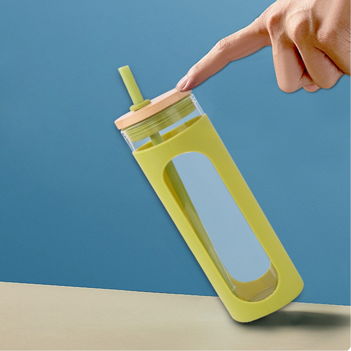 20oz Safe Bamboo Lid Glass Tumbler with Food Grade Silicone Sleeve