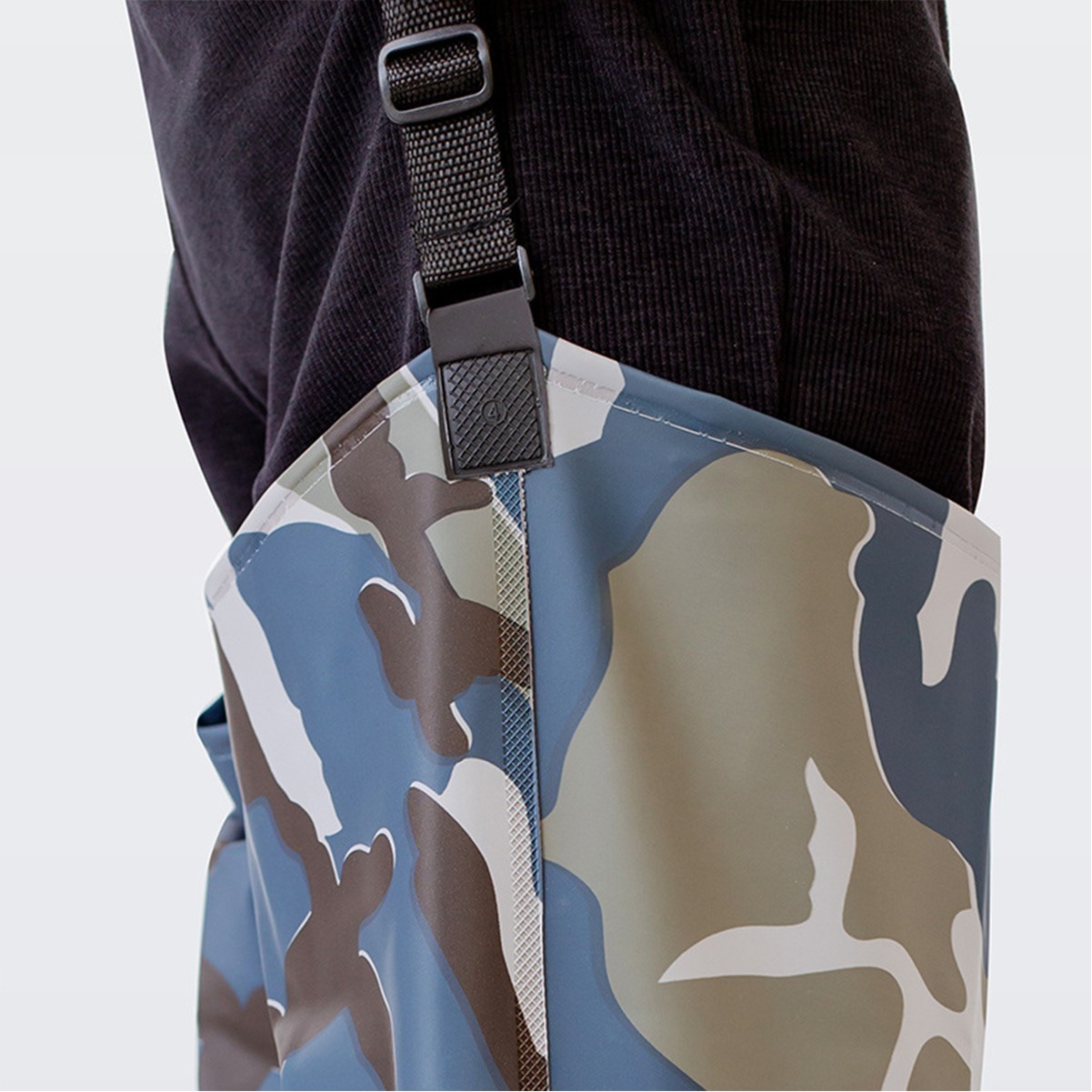 Waterproof Camo Hip Wader Pant