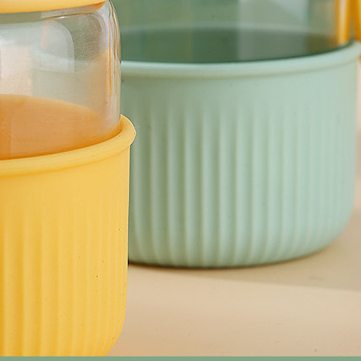 7.44oz Glass Water Cup with Secure Lid