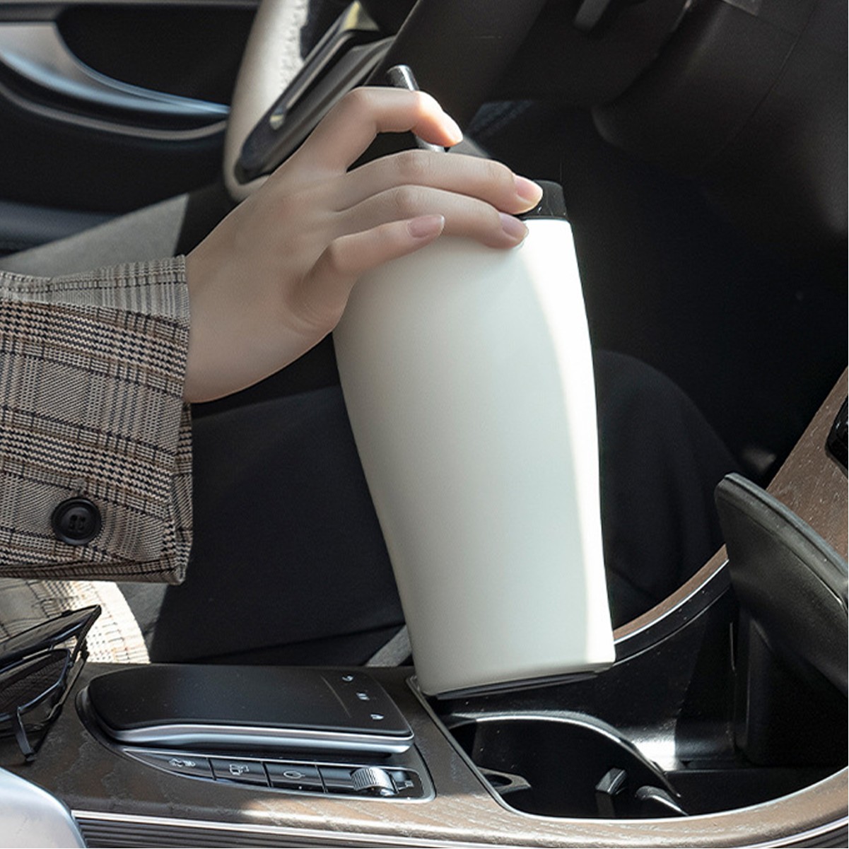 24oz Stainless Steel Vacuum Insulated Tumbler