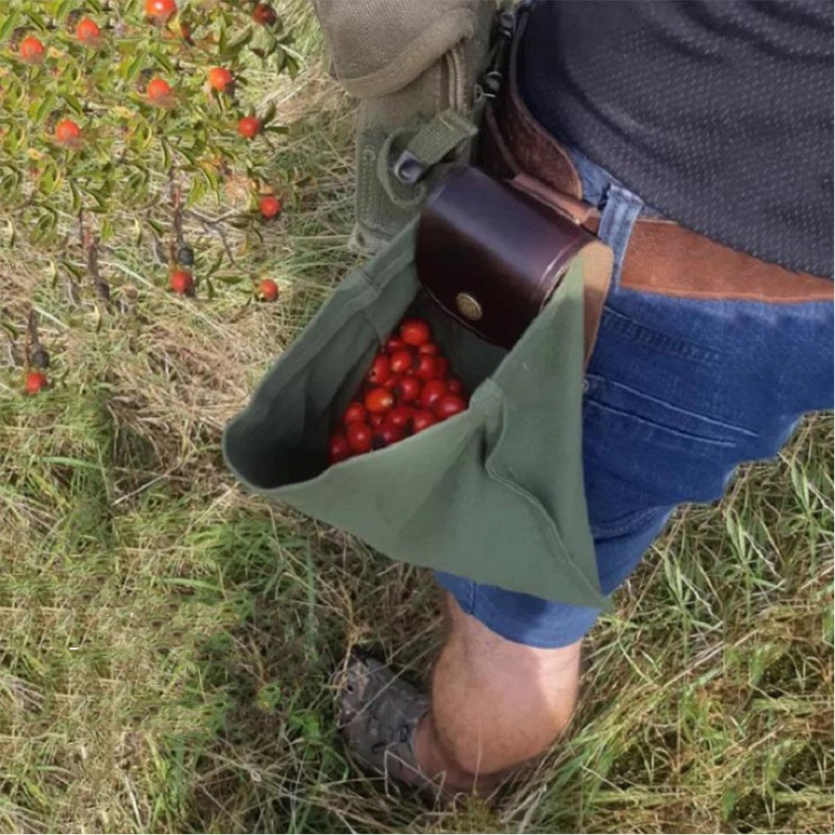 Adventure Foraging Pouch