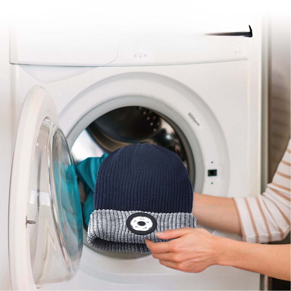 Led Illuminated Beanie Hat with USB Rechargeable