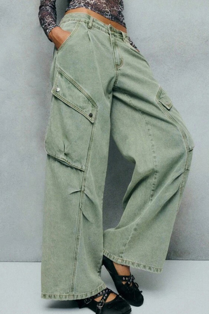 Fashion Pleated Asymmetric Pocket Wide Leg Cargo Jeans