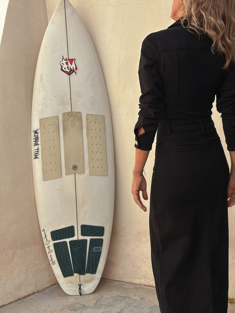 Elegant Slit Hem Long Sleeve Denim Midi Dress