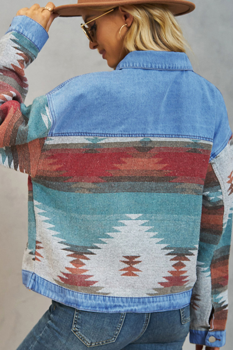 Casual Pattern Panel Washed Cropped Denim Jacket