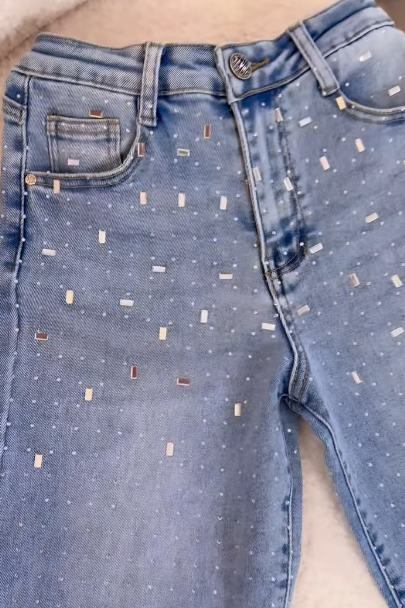 Women's Rhinestone Embellished Stretch Jeans