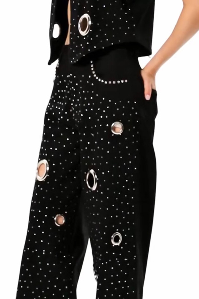 Women's Design Sense Rhinestone Hollow Out Design Jeans