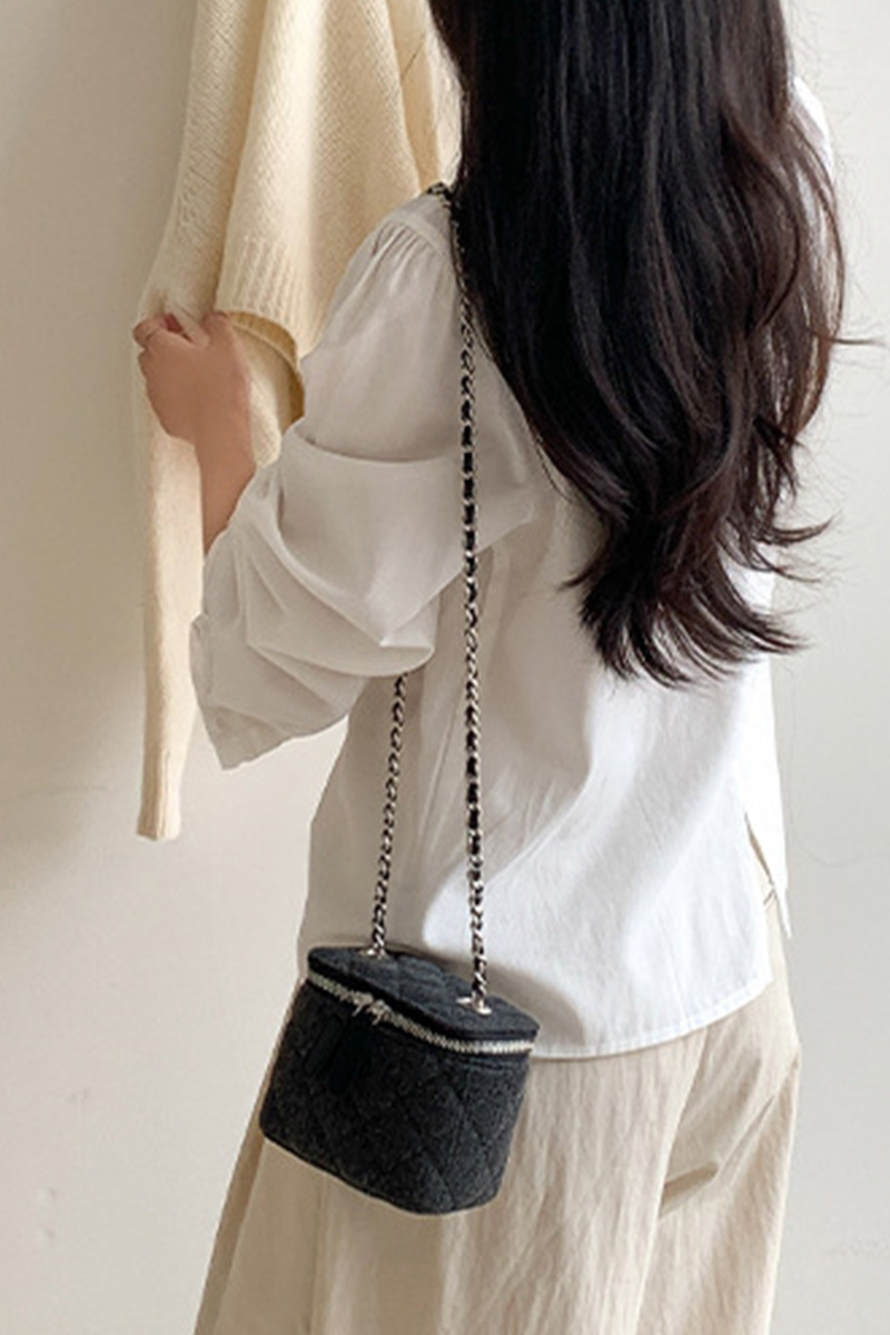 Women's Structured Quilted with Chain Box Bag