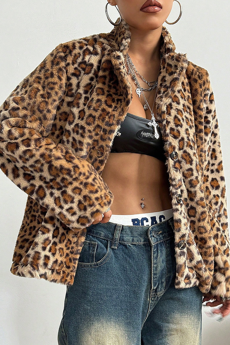 Ladies' Button-Down Flip-Collar Thickened Leopard Print Coat