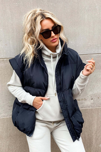 Women's Classic Solid-Zip-Pocket Sleeveless Jacket