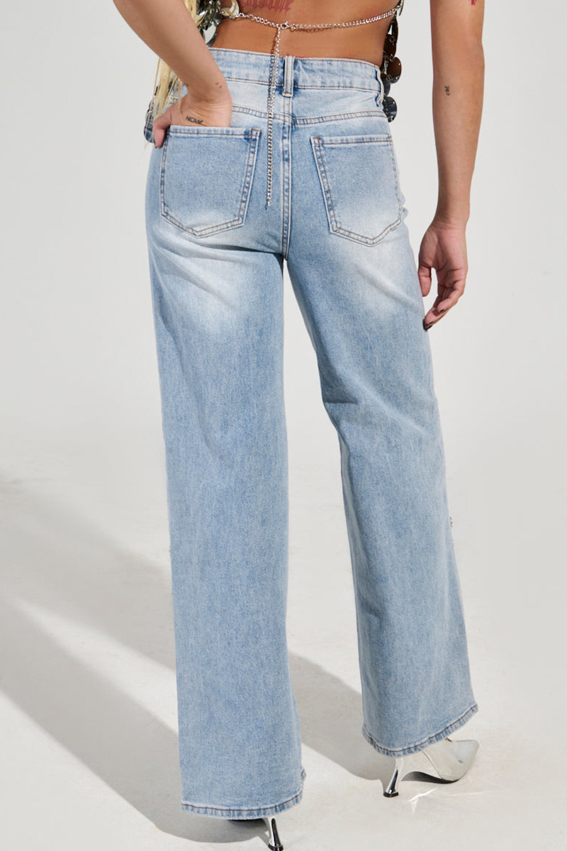 Elegant Crystal Butterfly Accent High-Waisted Jeans