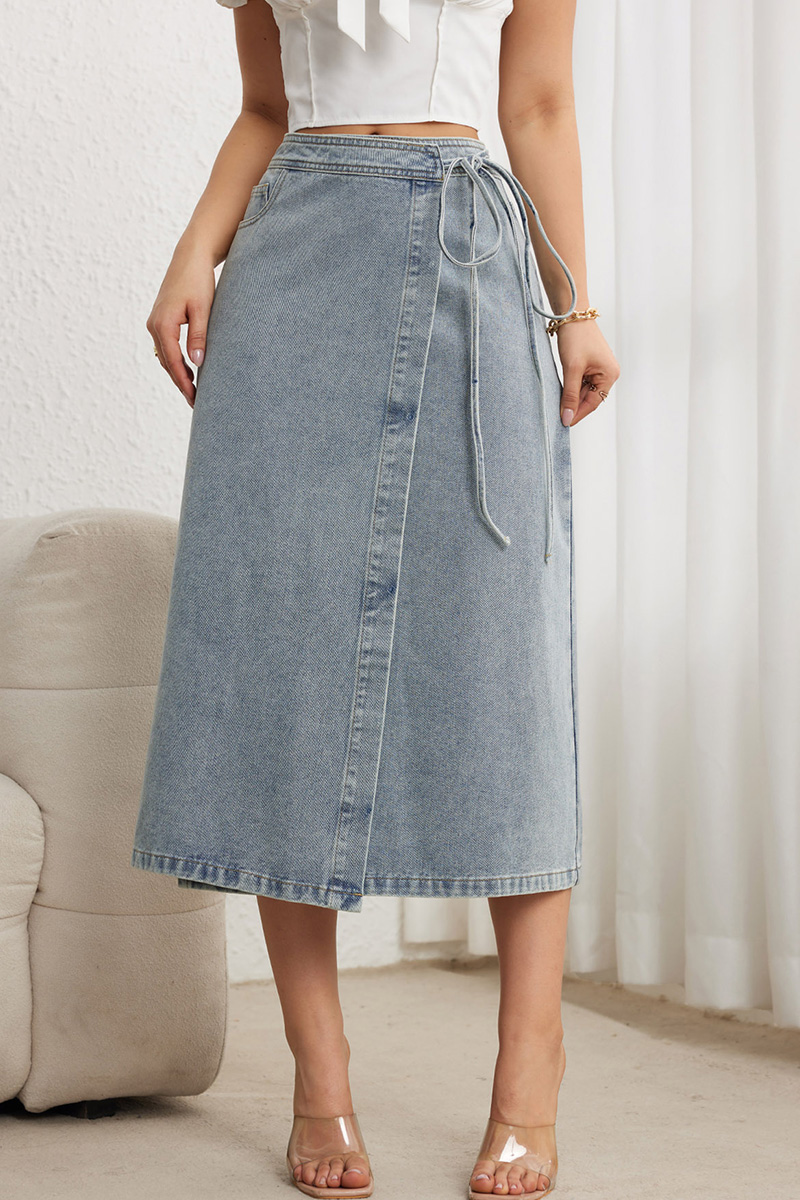 Classic Figure-Flattering Denim Skirt with Elegant Waist Tie