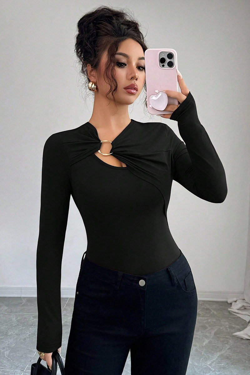 Lady's Asymmetric Hollow-Out Metal Decoration Top