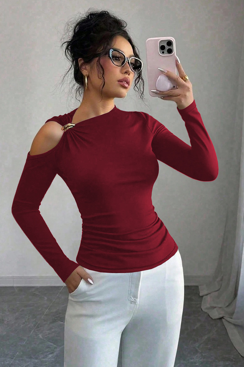 Lady's Asymmetric Neckline One-Shoulder Metal Decor Slim Top