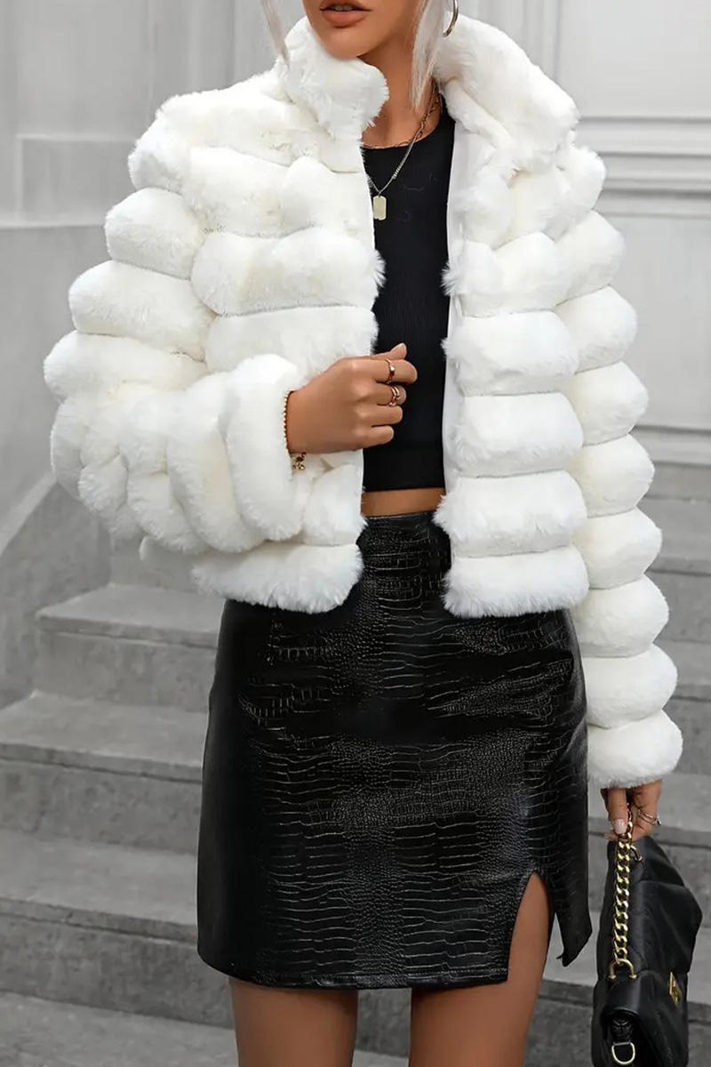 Women's Cozy Plush Faux Fur Coat