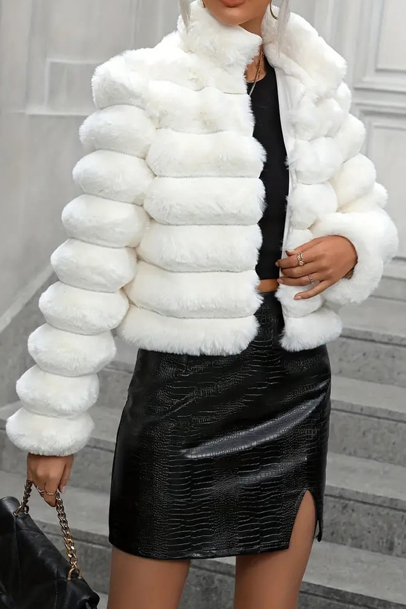 Women's Cozy Plush Faux Fur Coat