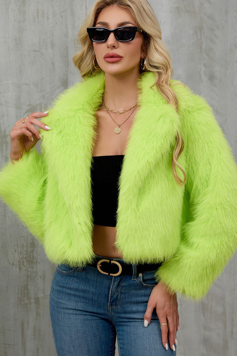 Ladies' Chic Leather Coat with Lapel Collar