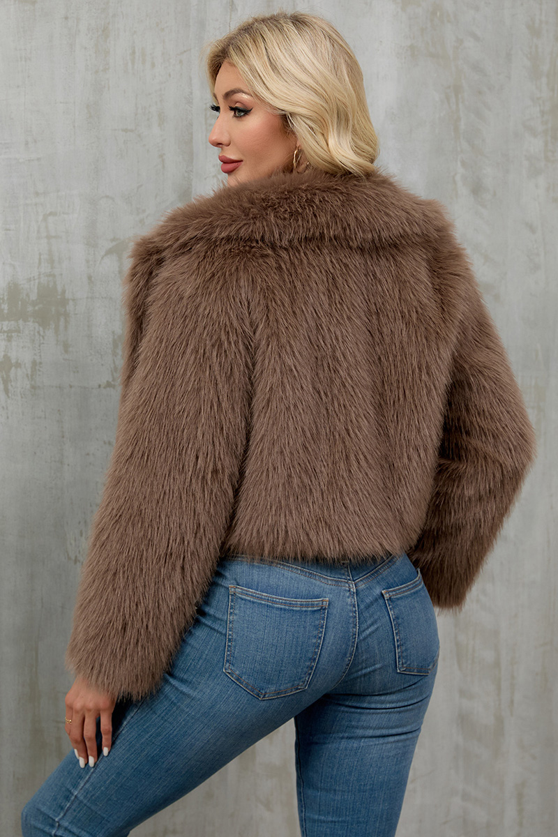 Ladies' Chic Leather Coat with Lapel Collar