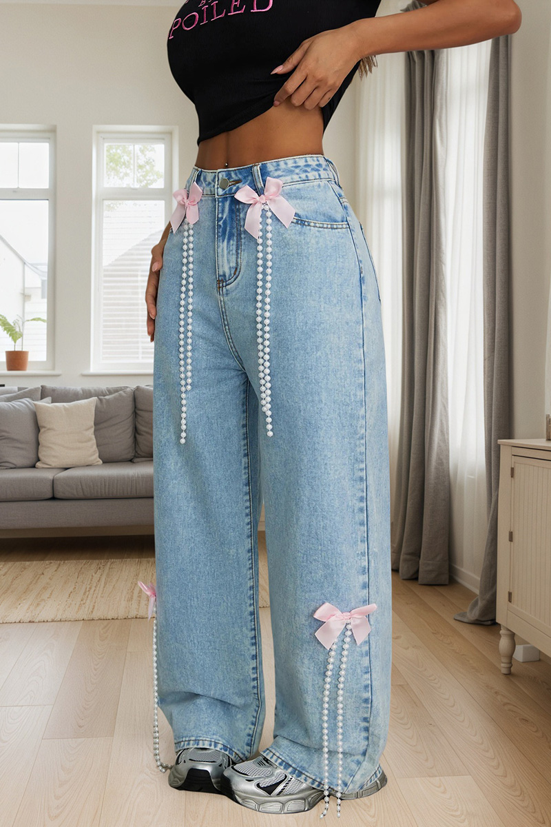 Chic Bow-Adorned Pearl Accent Distressed High-Waist Jeans