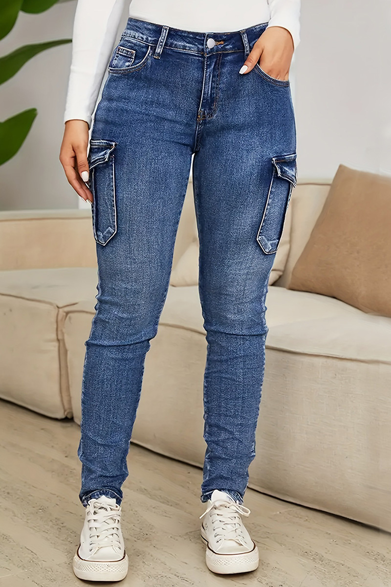 Stylish Women's Distressed Low-Rise Skinny Jeans with Side Pockets