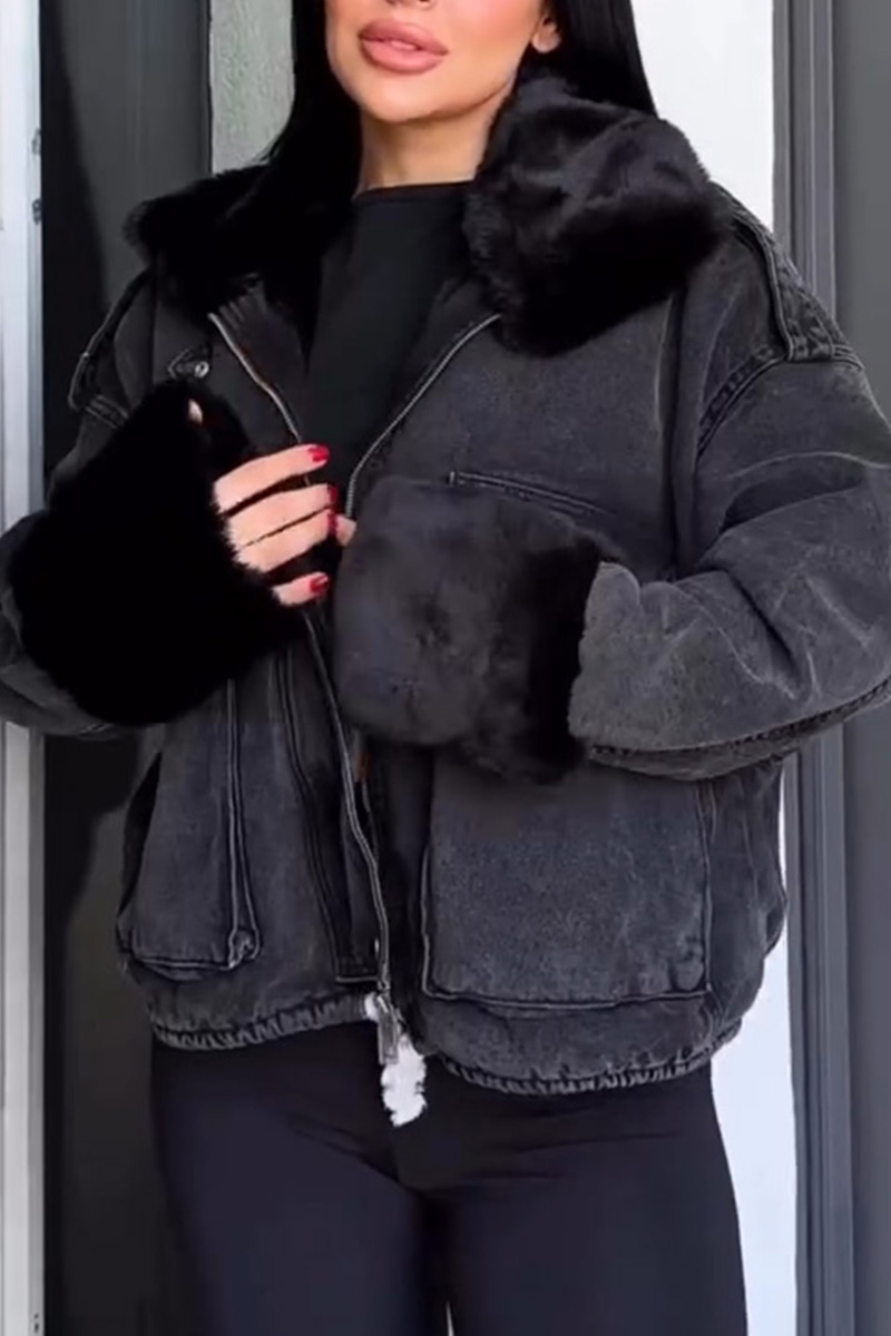 Stylish Cropped Denim Jacket With Plush Faux Fur Collar