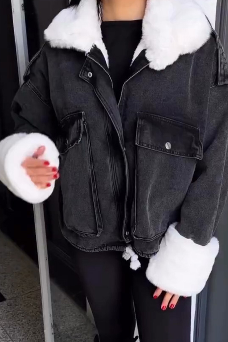 Stylish Cropped Denim Jacket With Plush Faux Fur Collar