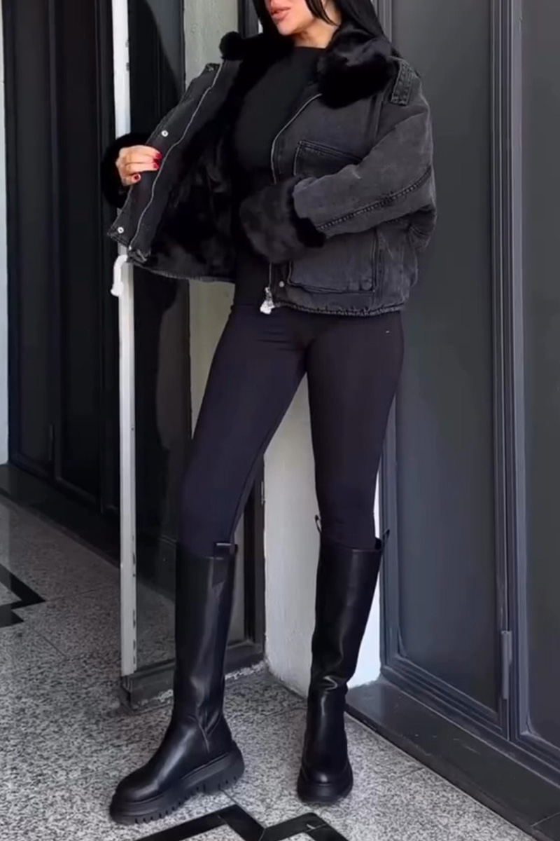 Stylish Cropped Denim Jacket With Plush Faux Fur Collar