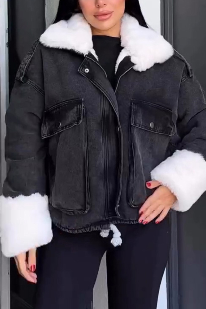 Stylish Cropped Denim Jacket With Plush Faux Fur Collar