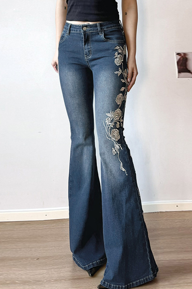 Women's Vintage Ombre Embroidered Rose Jeans For Women