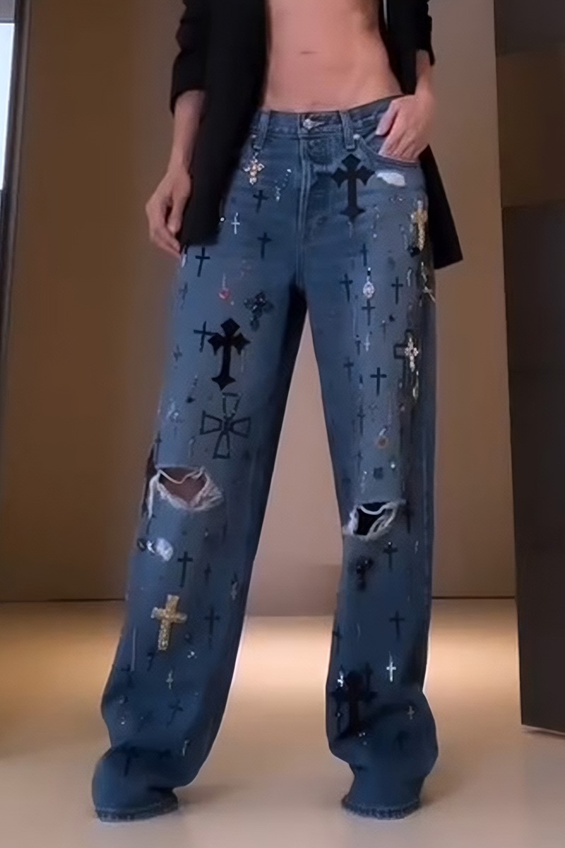 Trending Distressed Collage Print Women's Ripped Jeans