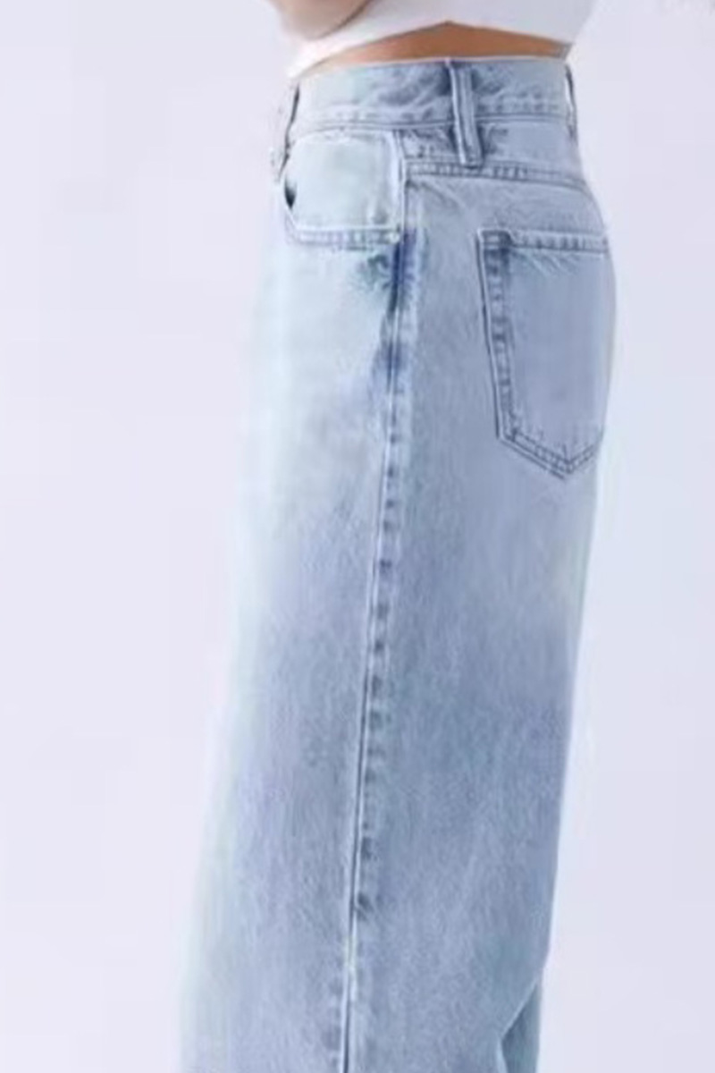 Women's Distressed Lace Applique Jeans