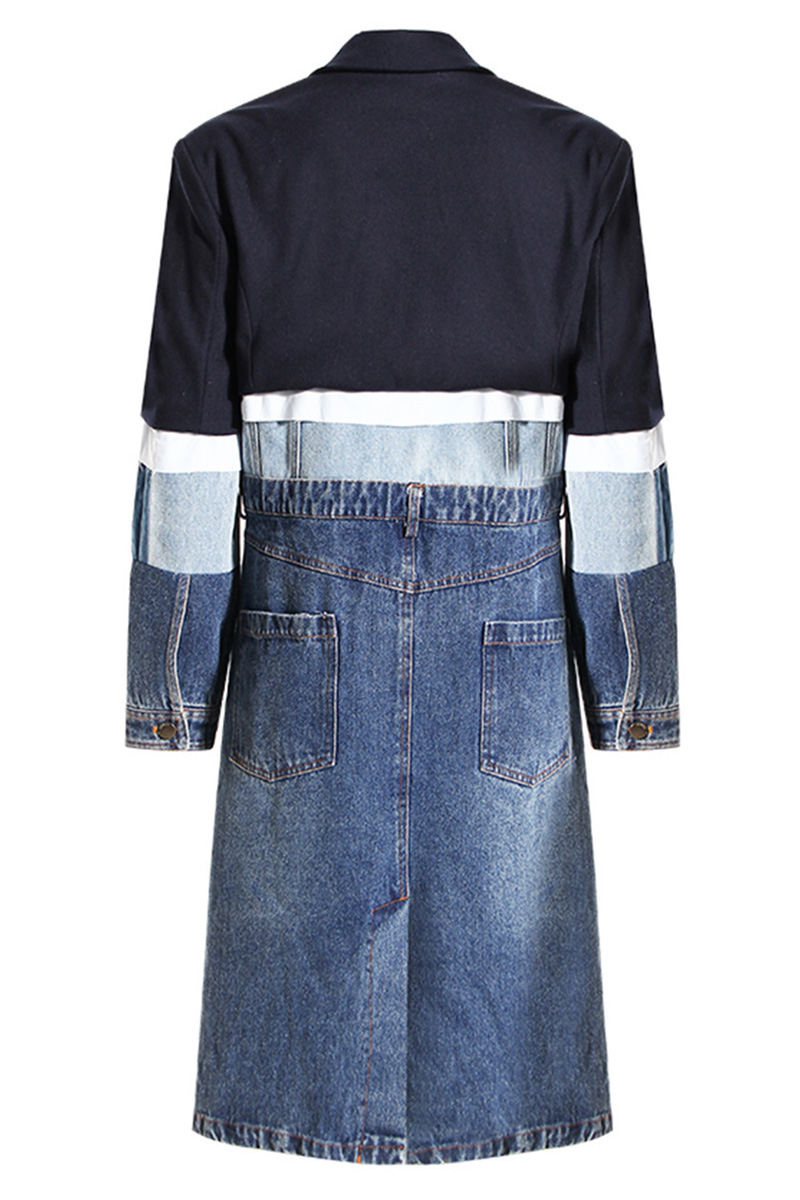Ladies' Oversized Wash Denim Coat With Contrast Stitching Hem