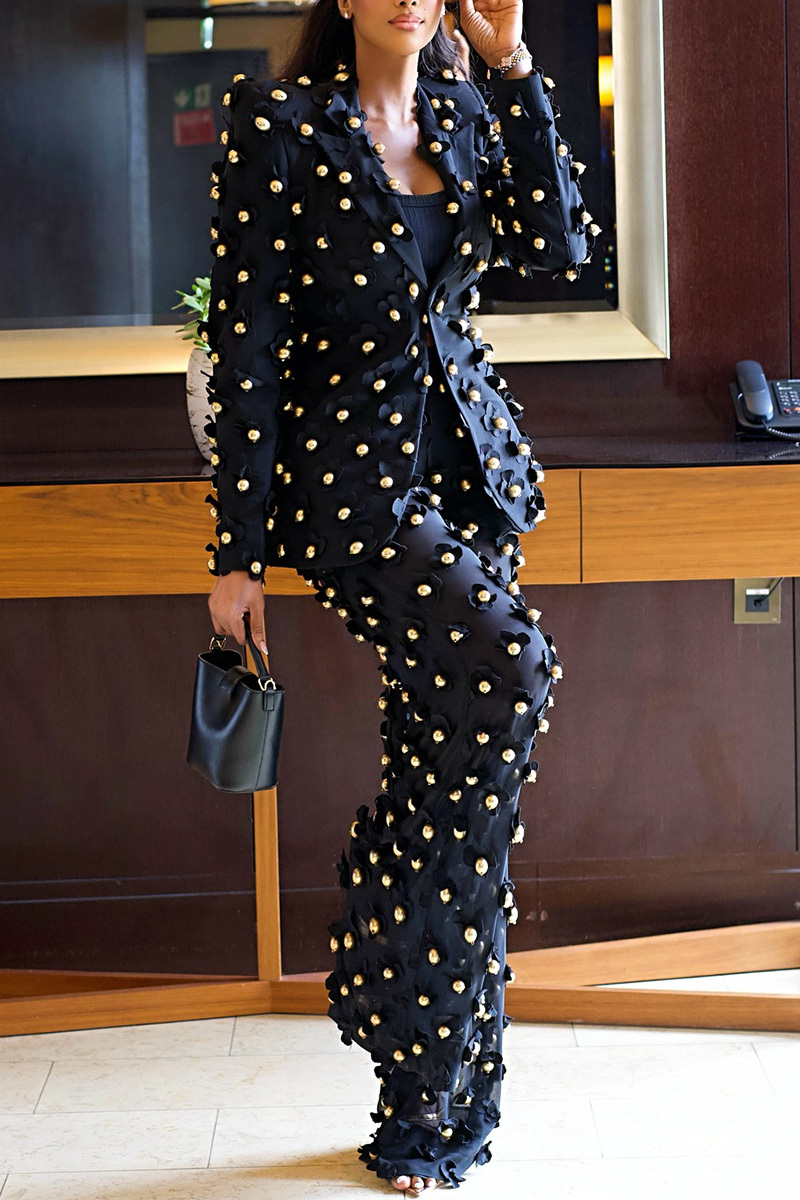 Women's Eye-catching Embroidered Floral Beaded Coat And Pants Sets