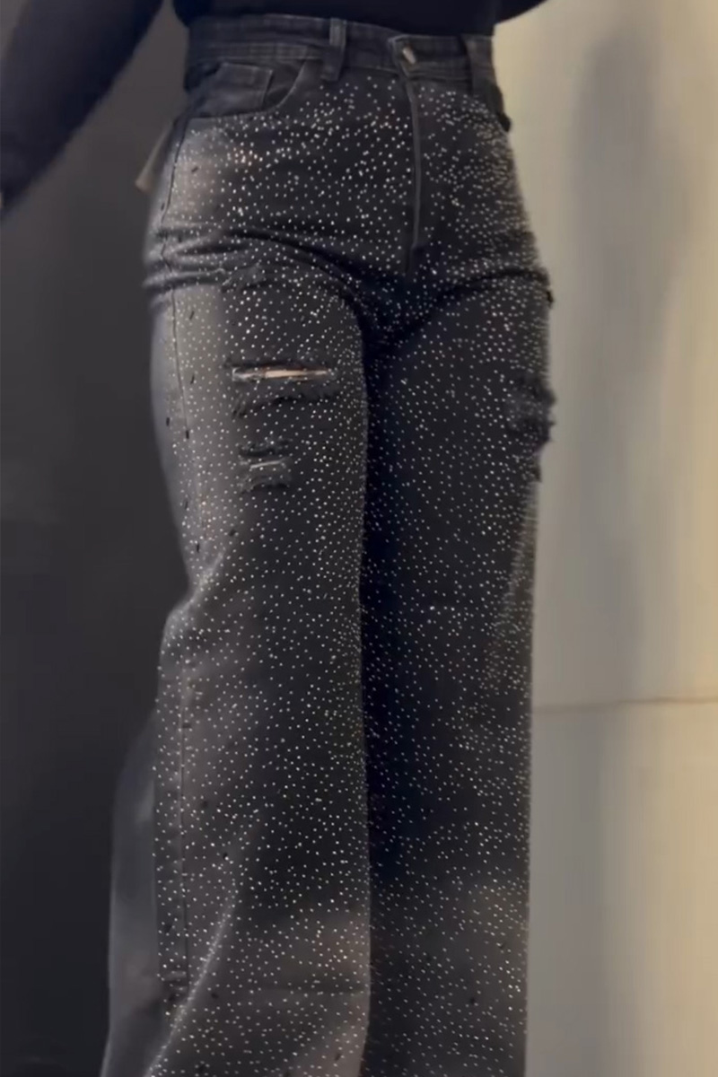 Stylish Gradient Jeans With Dazzling Rhinestone Details