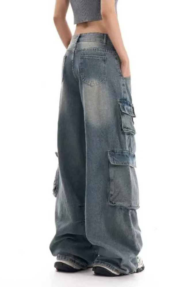 Women‘s Urban Utility Washed Floor-Sweeping Jeans