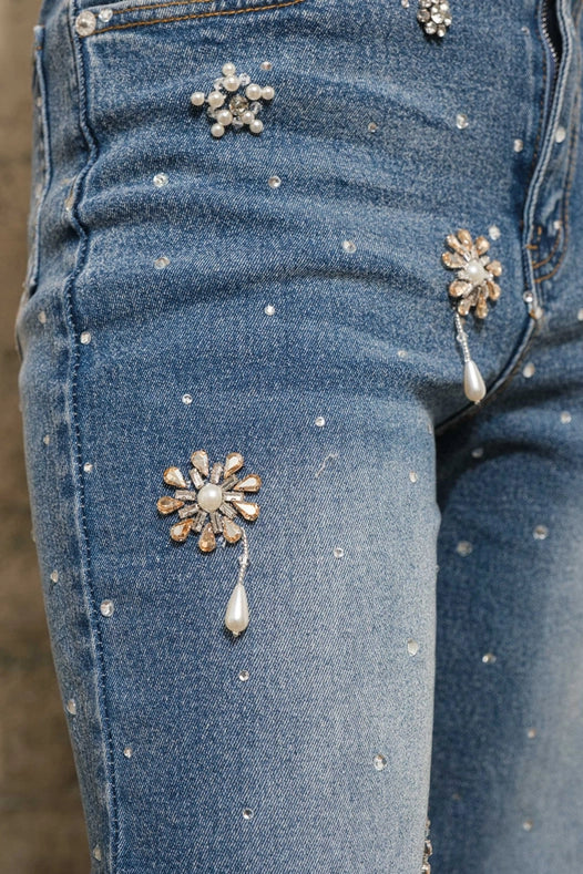 Women's Casual Rhinestone Embellished Straight Leg Jeans