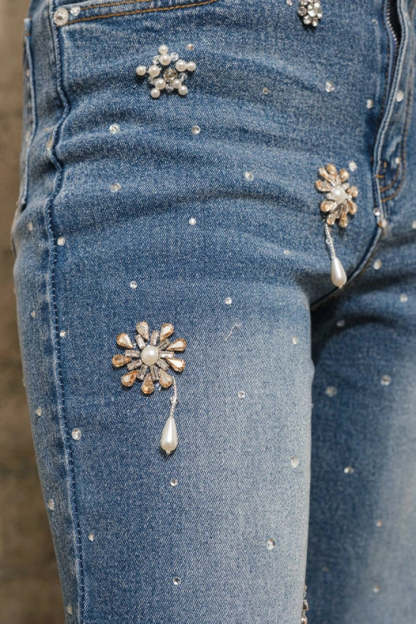 Women's Casual Rhinestone Embellished Straight Leg Jeans