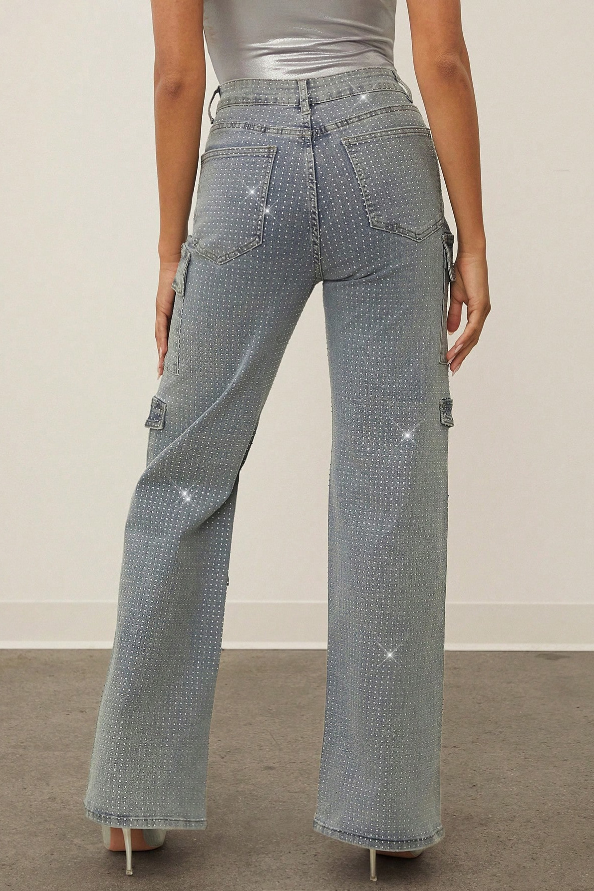 Women's Casual Multi Pocket Rhinestone Embellished Workwear Jeans