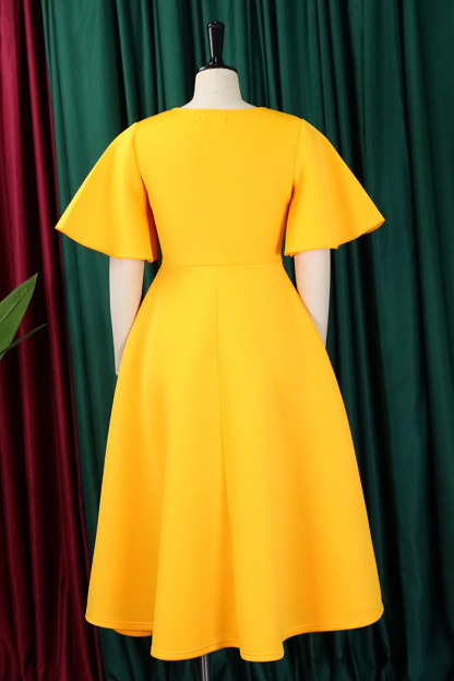 Women's Flared Sleeve V-Neck Fashionable Temperament Big Skirt Dress Dress